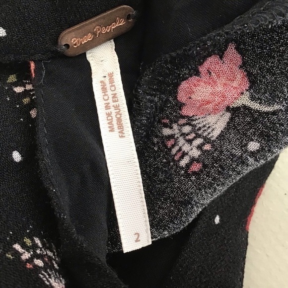 Free People Teagan Black Long Sleeve Y2K Dress with Red Flowers Size 2 overs… - Picture 12 of 13